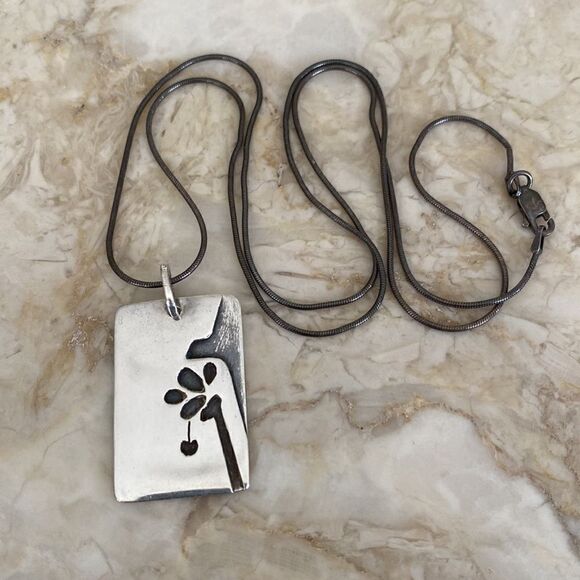 925 Sterling Silver Handcrafted Double Sided Abstract Pendant Necklace - Picture 3 of 9